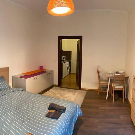 Opera Apartment 2 With Wifi & Tv Sofia Bagian luar foto
